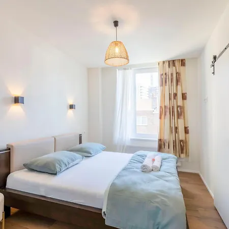 Ereva Seaside 2 Bedroom Duplex Modern Apartment Ostende